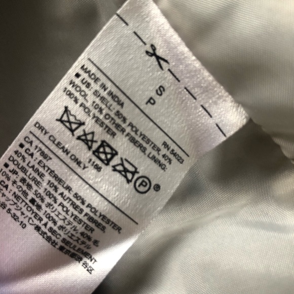 Banana Republic Coat - Picture 6 of 9